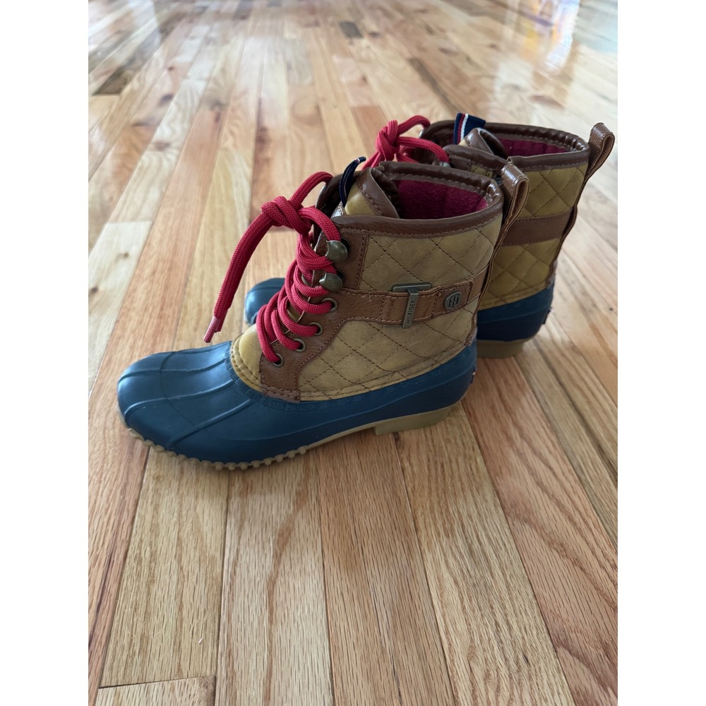 Tommy Hilfiger Women Navy Blue Tan Quilted Duck Boots Red Laces Size 6M